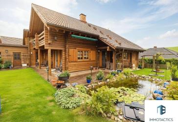 Freistehendes Einfamilienhaus in Holzbauweise mit Garten und Sauna in ruhiger Lage