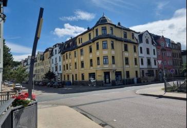 Charmante Zweiraumwohnung mit Balkon !