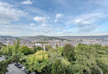 Atemberaubende Aussichtslage - 5 Zimmer Wohnung in der Stuttgarter Weinsteige