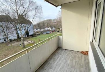 Attraktive und freundliche 3-Zimmer-Wohnung mit Balkon in Menden