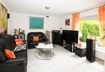 Modernes Zuhause mit Garten in familienfreundlicher Lage!