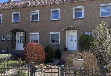 Ihr neues Zuhause für die kleine Familie - gemütliches Reihenmittelhaus mit Garten in Coswig