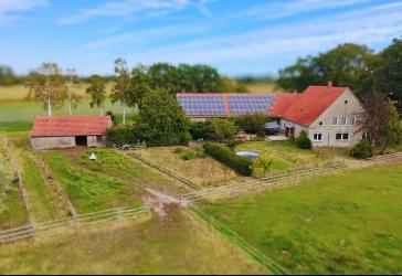 Resthof mit Weideflächen in 32369 Rahden