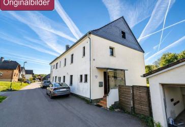 Zwangsversteigerung Lindlar: großes EFH mit Ausbaupotenzial in ruhiger Ortsrandlage