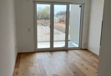Erstbezug: Hochwertiges 1-Zimmer-Studentenapartment mit Balkon an der Uni Regensburg