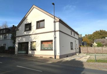 Zentrale Lage - moderne 2,5-Zimmer-Wohnung im Dachgeschoss!