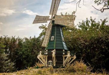 Einfamilienhaus in Neumünster für Familien, Oldtimer-, Motorrad- und Wohnmobil Fans !