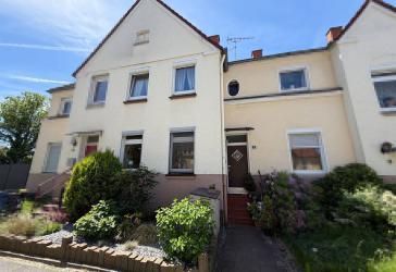 Gepflegtes Reihenmittelhaus mit einem vielseitig angelegten Garten in beliebter Wohnlage!