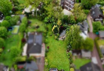 Idyllisches Baugrundstück am Waldrand! Ca. 700 m² in ruhiger Hinterlandbebauung!