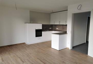 Moderne Erdgeschosswohnung mit Terrasse und Garten, Neubau