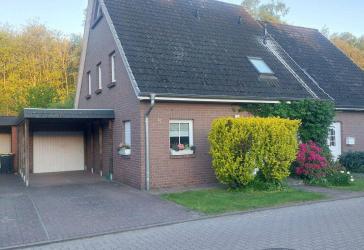 Doppelhaushälfte für Familien in toller Lage