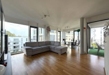 Hochwertige 4-Zimmer-Wohnung mit Loggia in Ulm/Böfingen