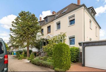 Reihenhaus mit Potenzial: 4 Zimmer, Garten, Balkon und Vollkeller