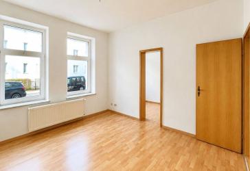 Schönebeck: Helle 3-Zimmer-Wohnung in der Hochparterre