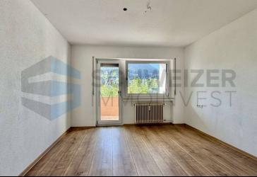 Gemütliche 2,5-Zimmer-Wohnung mit Balkon und Stellplatz - sofort einziehen!