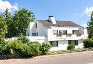 Äußerst solides, freistehendes Einfamilienhaus in gesuchter Lage in Keldenich