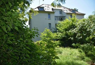 Parklage. Stil. Perspektive. – Edles 30er Jahre Mehrfamilienhaus mit 4 attraktiven Wohnungen