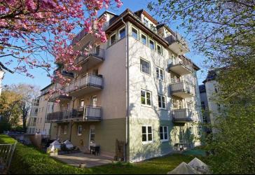 RESERVIERT! Seltene Gelegenheit im begehrten Musikerviertel Weimars: freie - 3 - Raum-Wohnung mit 2 x Balkon und TG-Stellplatz