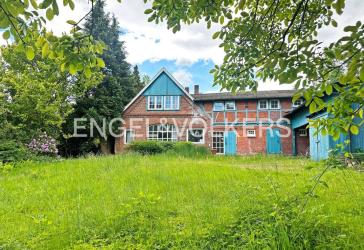 Sanierungsbedürftiges Bauernhaus mit Charme und herrlichem Weitblick