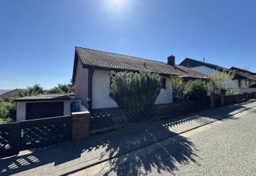 Grosszügiges Einfamilienhaus in bester Wohnlage von Ober-Olm