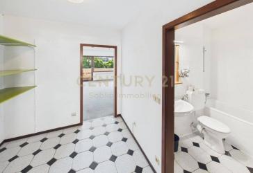 Bezugsfreie 2-Zimmerwohnung mit Balkon in Mainz-Neustadt - ideal für Eigennutzer und Kapitalanleger