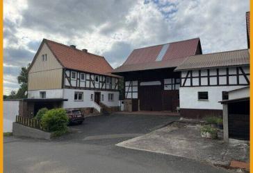 GEPFLEGTES HEIM MIT NEBENGEBÄUDE! KEINE KÄUFERPROVISION!