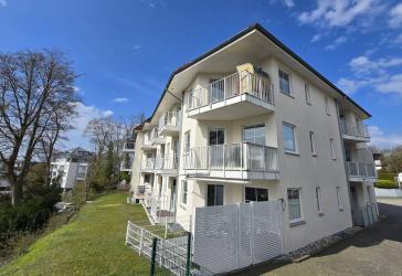 Moderne Terrassenwohnung mit Teilmeerblick in unmittelbarer Strandnähe von Grömitz
