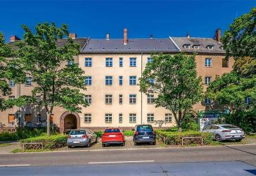 Mehrfamilienhaus in attraktiver Universitätslage mit Entwicklungspotenzial