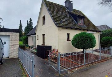 Sehr gepeflegtes Einfamilienhaus mit Garage in Schneverdingen