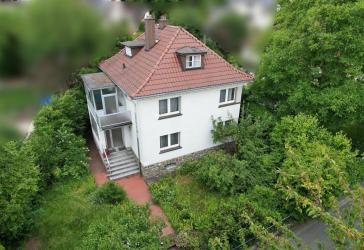 Seltene Gelegenheit: Sanierungsbedürftiges Einfamilienhaus in Toplage - provisionsfrei