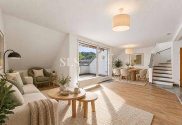 Provisionsfrei: Vier Zimmer, zwei Ebenen, ein Zuhause: Renovierte Maisonette mit Dachloggia & Garage