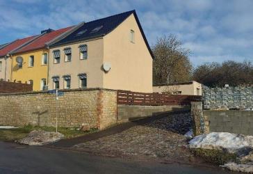 Vorschaubild Reihenendhaus