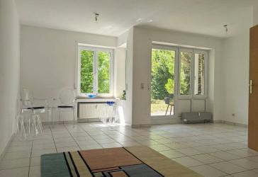Moderne Wohnung am Eselsberg mit Garten - bezugsfrei & provisionsfrei!