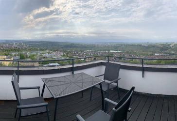 Panoramablick über Stuttgart, 132 m², oberster Stock, bezugsfrei oder als Kapitalanlage