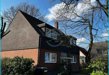 Wertbeständig investieren: Mehrfamilienhaus in gefragter Lage von Bürgerfelde