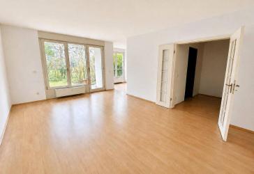 2-Zimmerwohnung mit Garten in grüner ruhiger Wohnanlage in begehrter Wohlage Stadtbeirk 9 im Grünen