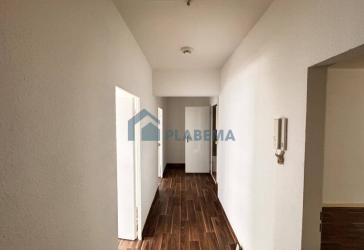 Gepflegte 3- Zimmer- Wohnung/ Hochparterre mit Balkon und EBK zu vermieten