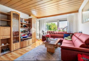 Gemütliche 3-Zimmer-Erdgeschosswohnung mit Balkon, Gartenblick und Einbauküche in Kornwestheim