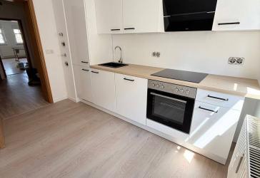 Renovierte 3 Zimmer Wohnung ideal für 2 Personen