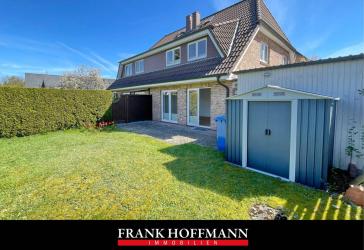 Attraktive Doppelhaushälfte mit Carport in Henstedt-Ulzburg (Ortsteil Rhen)