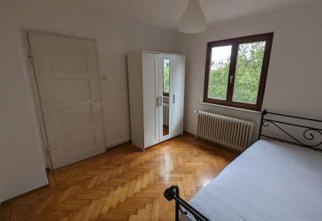 Zimmer in guter Nachbarschaft mit ÖPNV