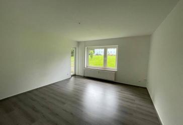 Gepflegte 3-Zimmer-Erdgeschosswohnung mit einladenem Balkon in Menden