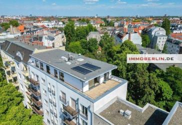 IMMOBERLIN.DE - Komplette Etage! Großzügige Wohnung mit Privatlift, Südwestterrasse & Pkw-Stellplatz