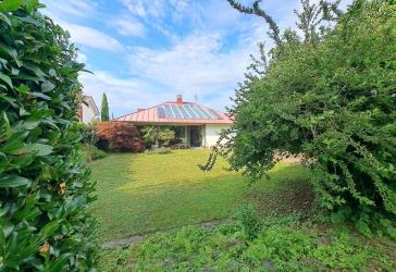 Barrierefrei und weitläufig - Individueller Charme - ein Bungalow mit herrrlichem Gartenareal