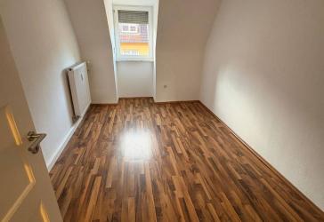 Helle 2-Zimmer Dachgeschosswohnung Nürnberg-Steinbühl