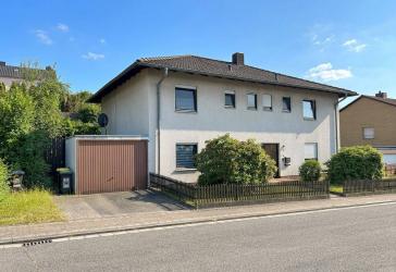 Sehr gepflegtes Einfamilienhaus mit Garten und Garage