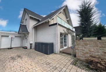 Schnell verfügbar: Ihr neues Zuhause in Düsseldorf - Modernes EFH mit Garage und Wintergarten