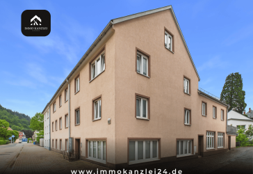 Attraktive 3 Zimmer Wohnung mit Balkonzugang und flexibler Nutzung in Hornberg!