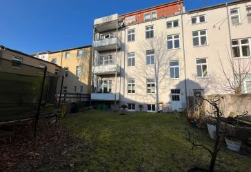 Großzügige Altbauwohnung in der Rostocker Stadtmitte