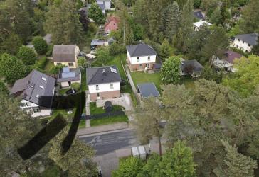Fast neues Einfamilienhaus mit Garten in der Thälmannstr. 38 in Wandlitz zu verkaufen